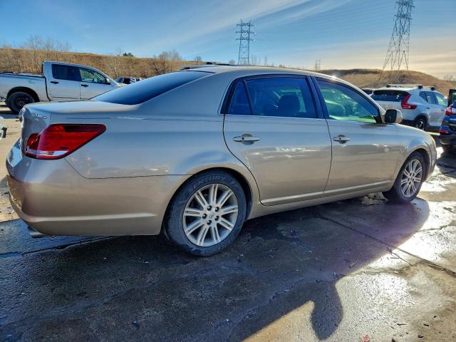 Toyota Avalon Xl Image 4