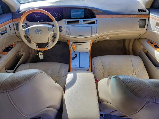 Toyota Avalon Xl Image 12