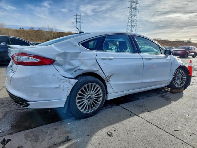 Ford Fusion Titanium Image 6