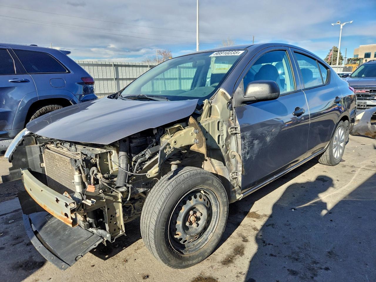 Nissan Versa S Image 1