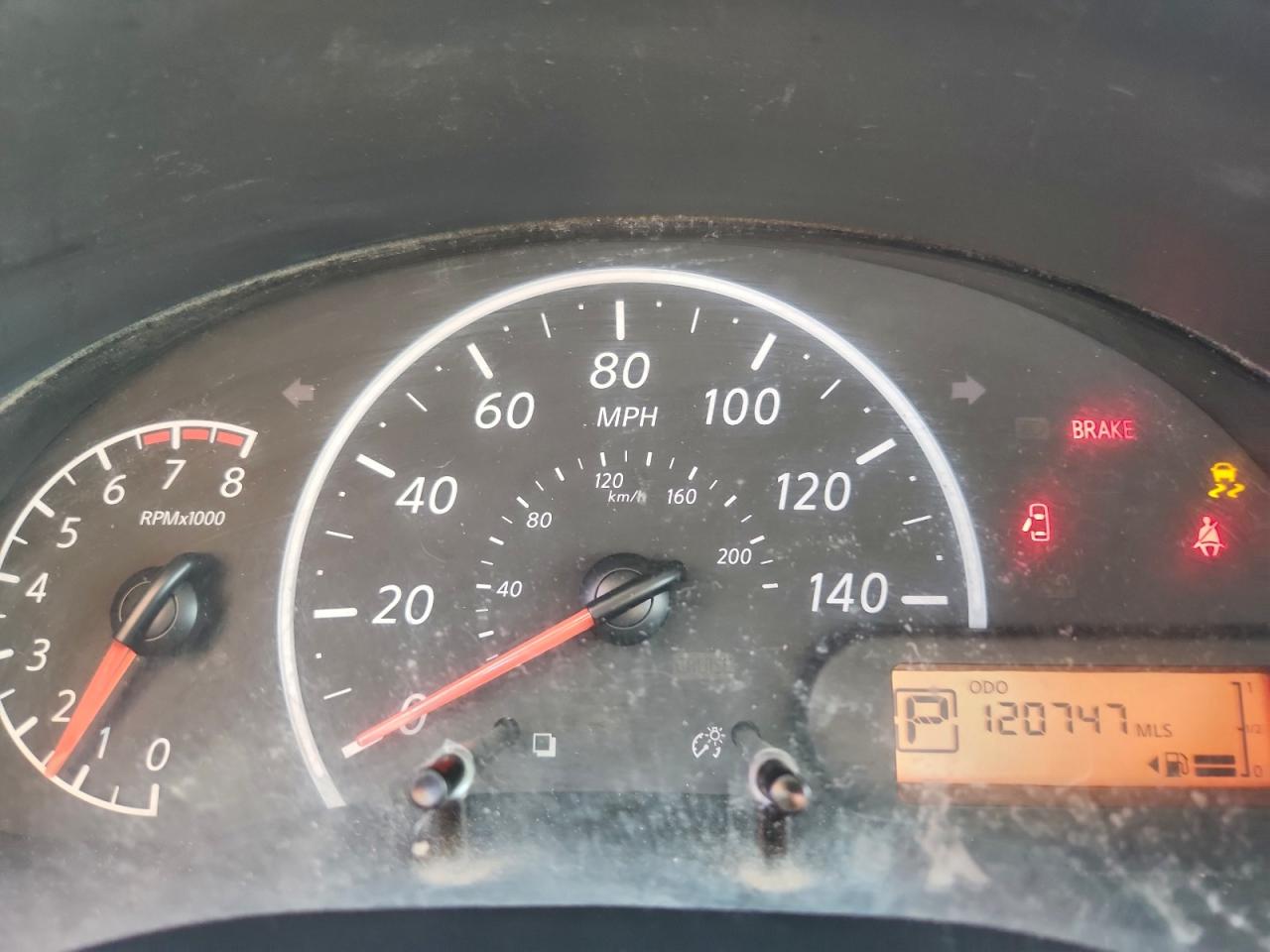 Nissan Versa S Image 8