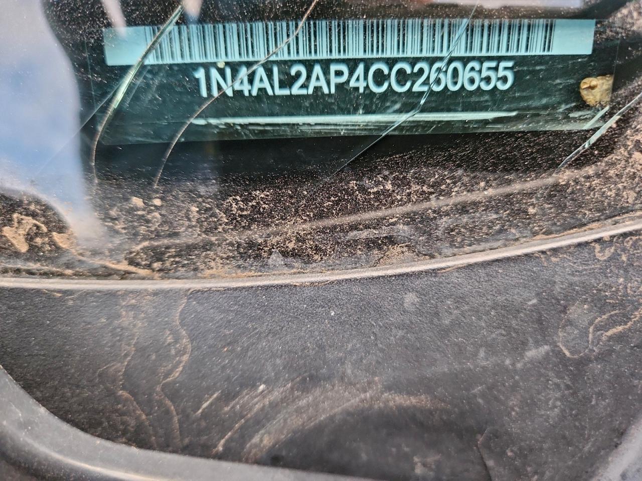 Nissan Altima Base Image 12