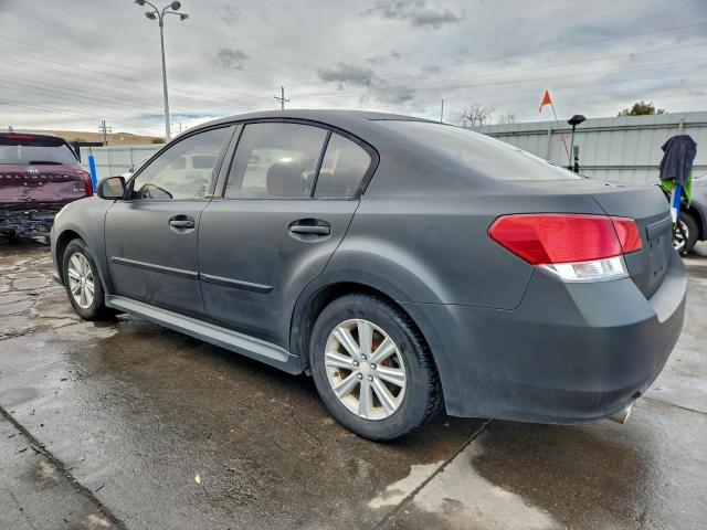 Subaru Legacy 2.5i Image 4