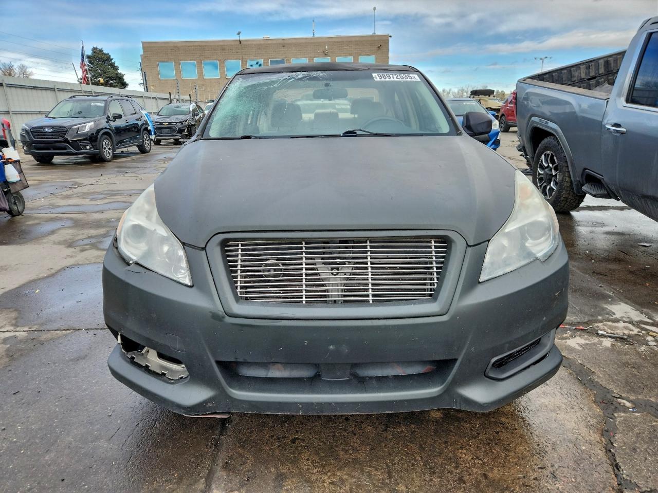 Subaru Legacy 2.5i Image 2