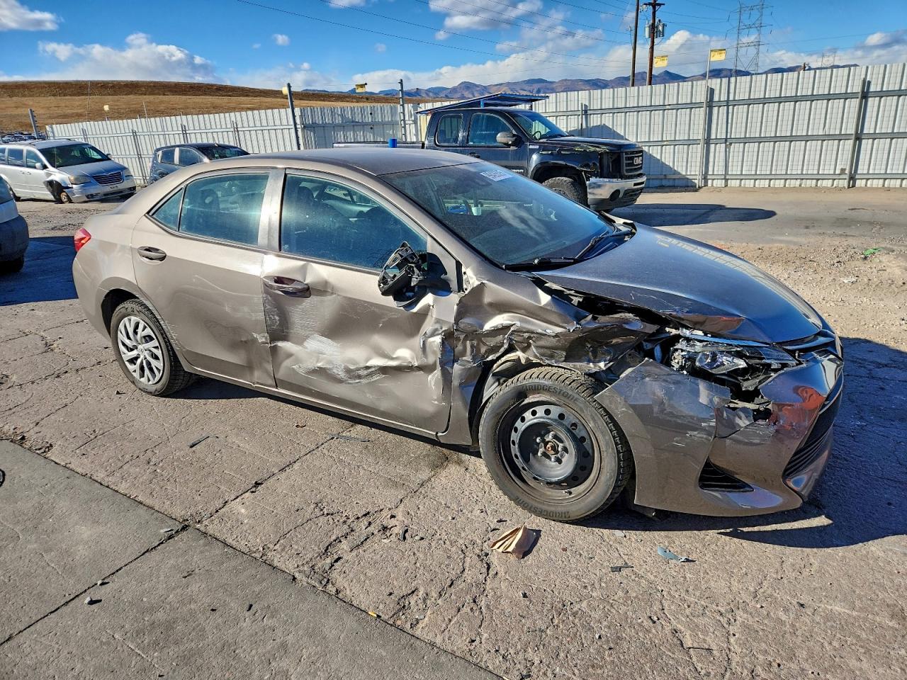Toyota Corolla L Image 4