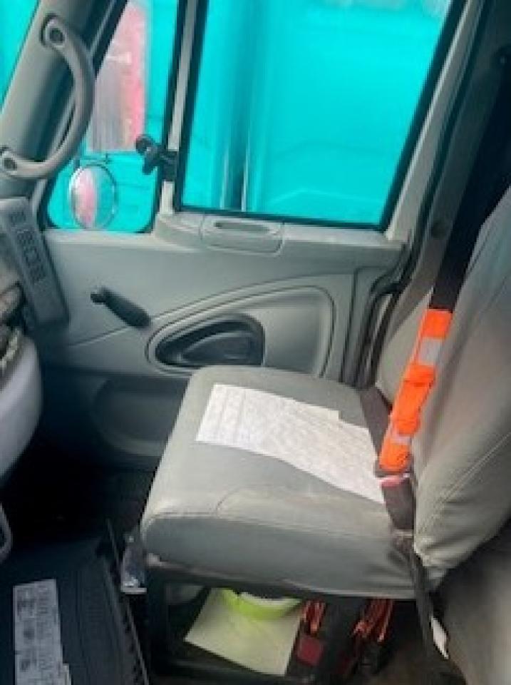 International 8000 8500 8500 Image 4