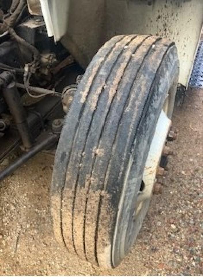 International 8000 8500 8500 Image 5