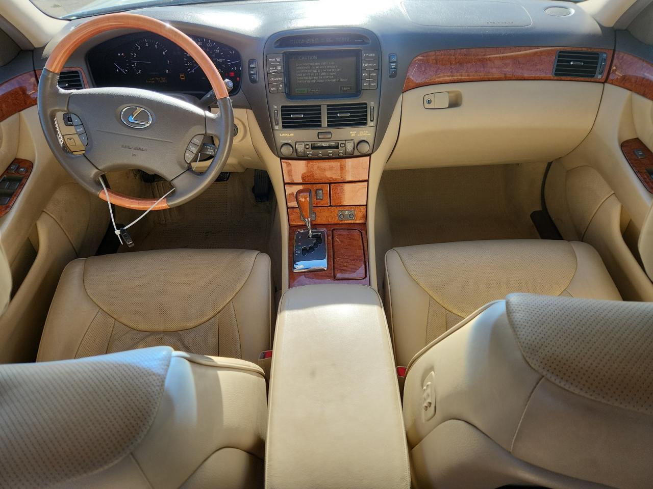 Lexus LS 430 Image 11