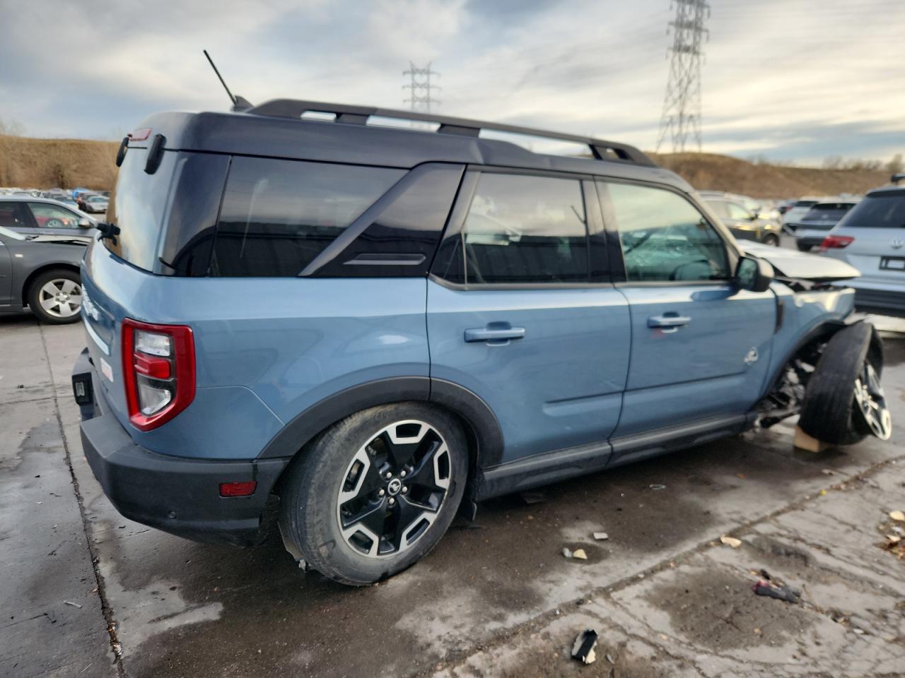 Ford Bronco Outer Banks Image 3