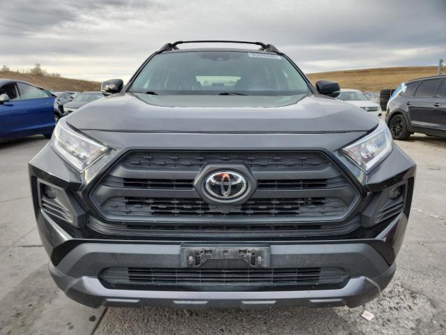 Toyota RAV4 Adventure Image 12