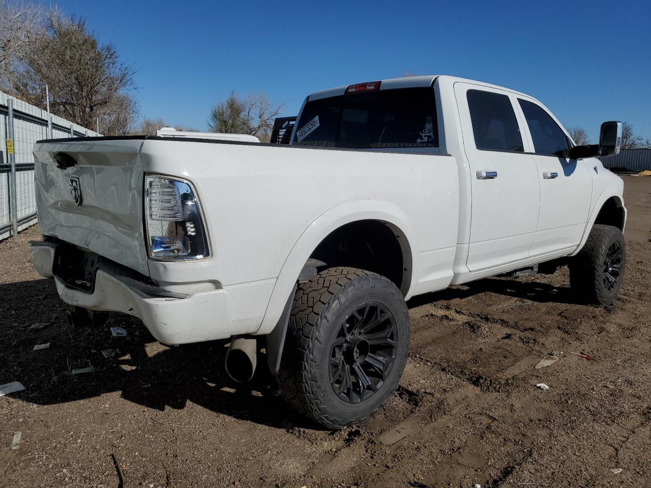 Ram 3500 Laramie Image 12