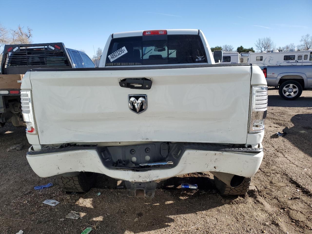 Ram 3500 Laramie Image 10