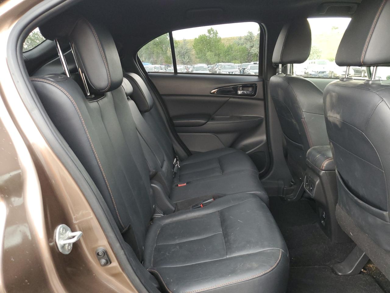 Mitsubishi Eclipse Se Image 5