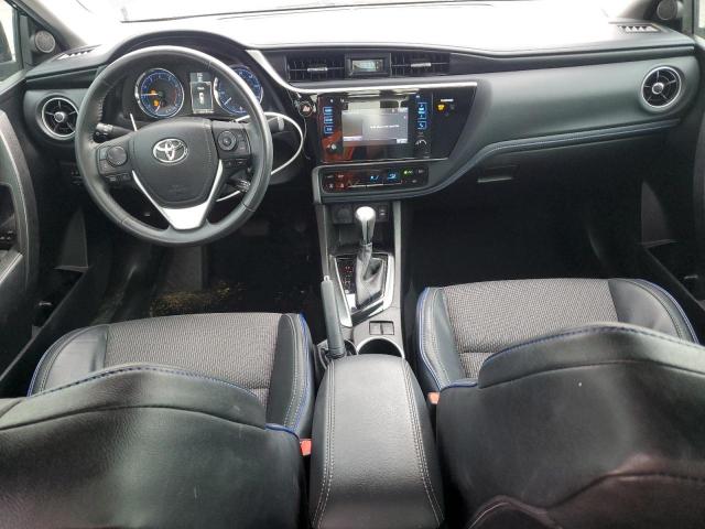 Toyota Corolla L Image 3