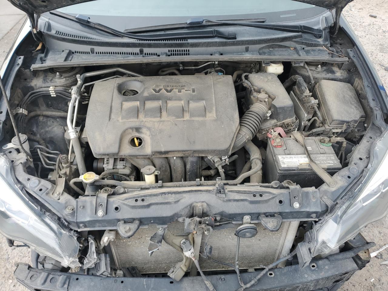 Toyota Corolla L Image 13