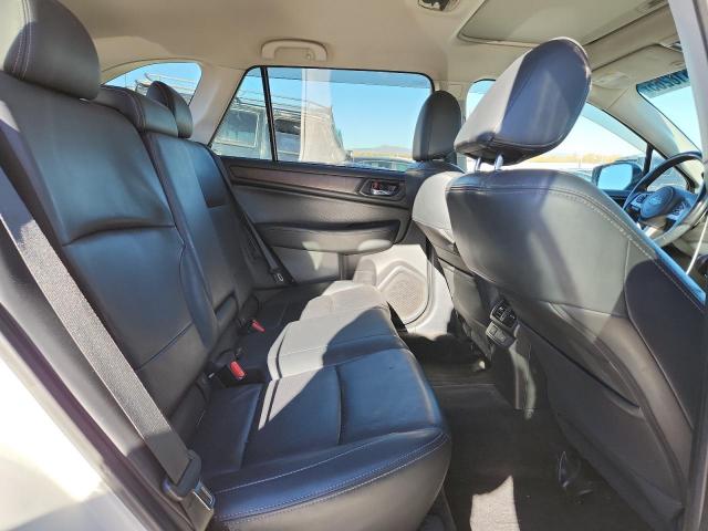 Subaru Outback 2.5i Limited Image 7