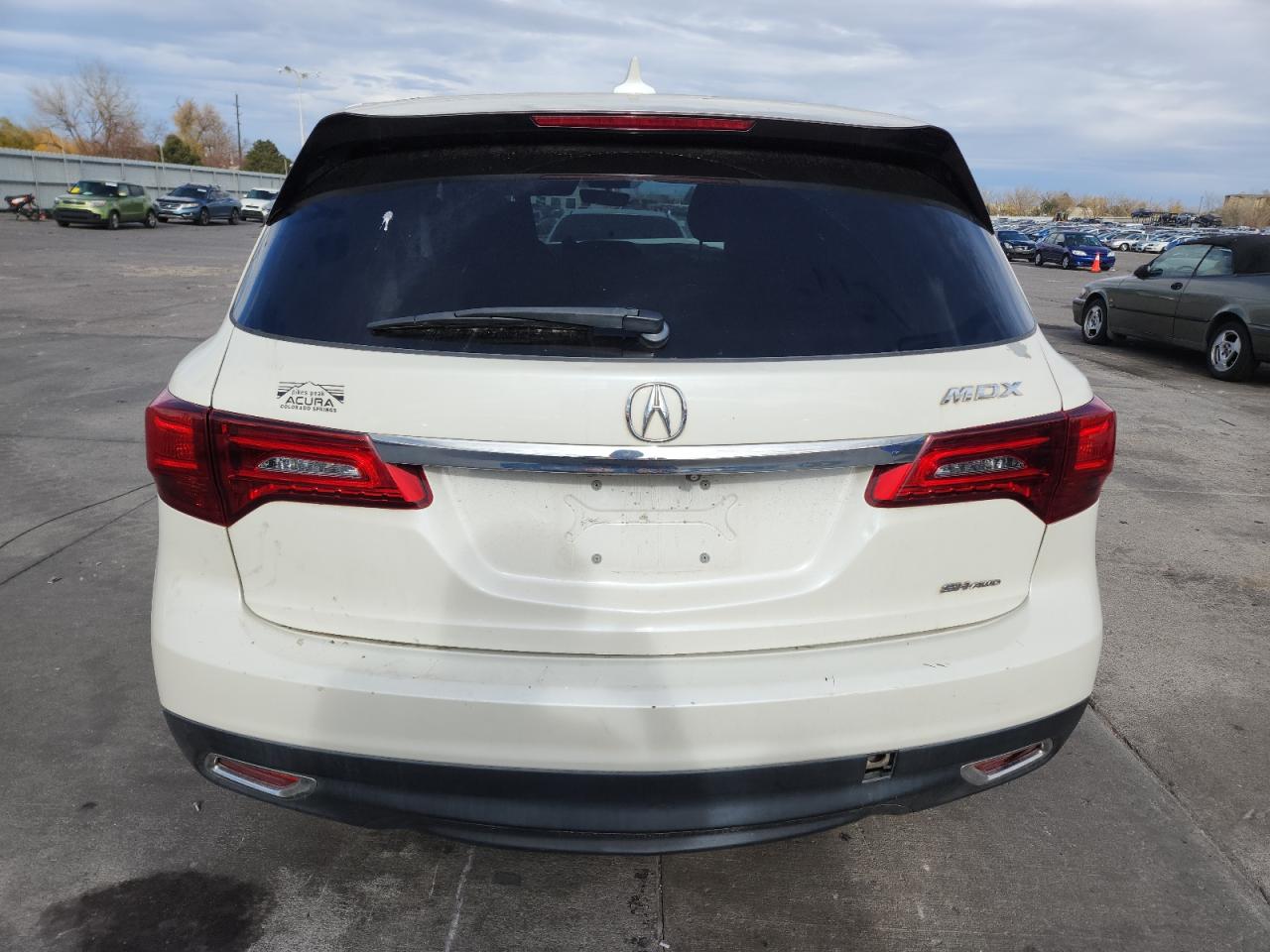 Acura MDX Image 12