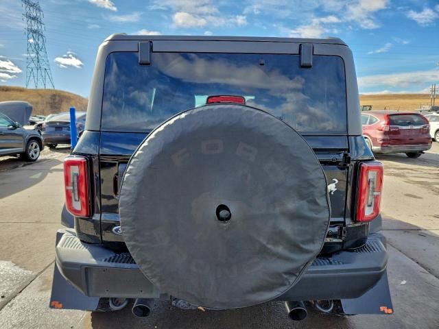 Ford Bronco Base Image 3