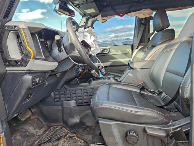 Ford Bronco Base Image 11