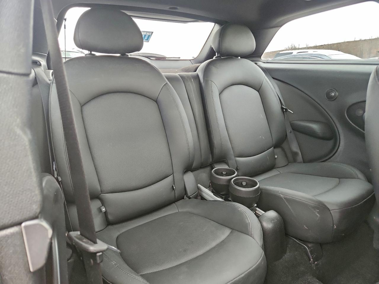 MINI Cooper S Paceman Image 12