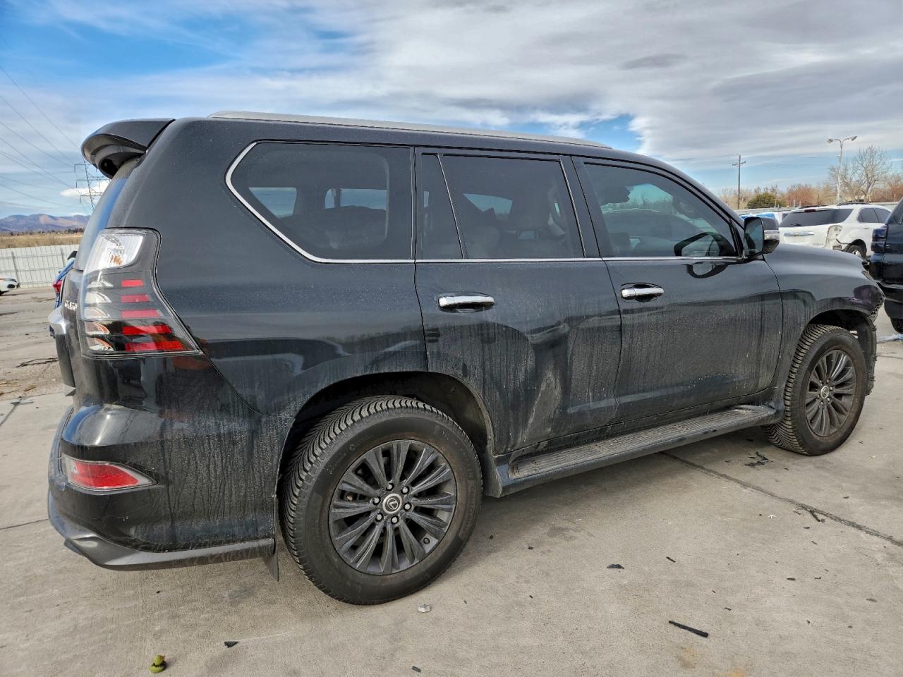 Lexus Gx 460 Luxury Image 2
