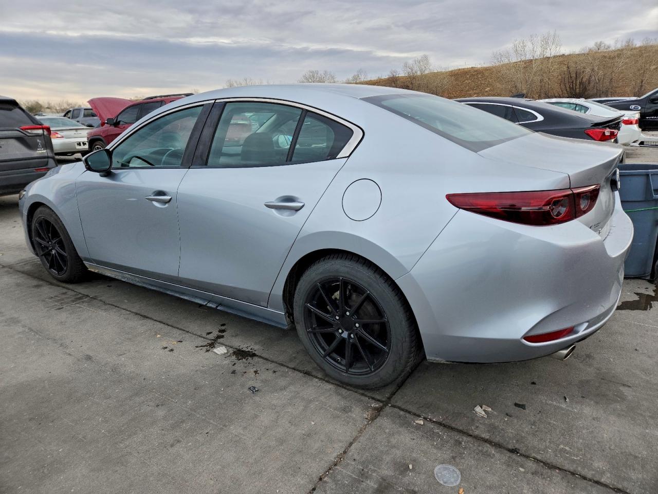 Mazda 3 Select Image 3