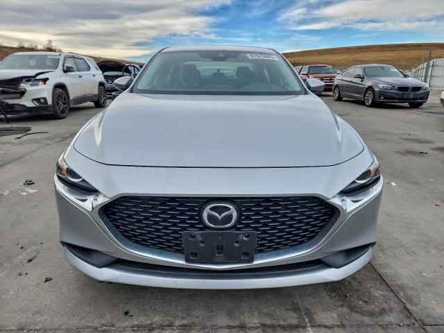 Mazda 3 Select Image 12