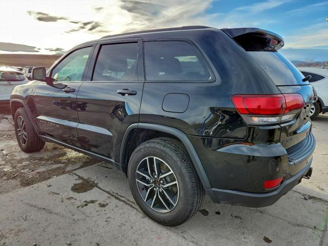 Jeep Grand Cherokee Trailhawk Image 2