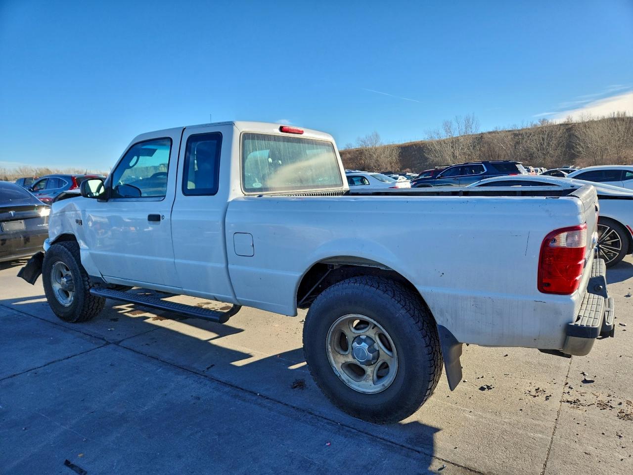 Ford Ranger Super Cab Image 4
