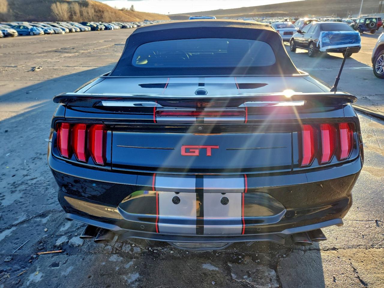 Ford Mustang Gt Image 3