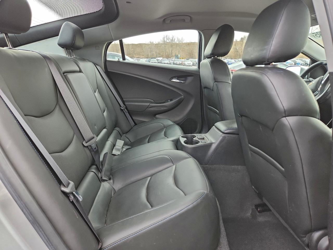 Chevrolet Volt Premier Image 9