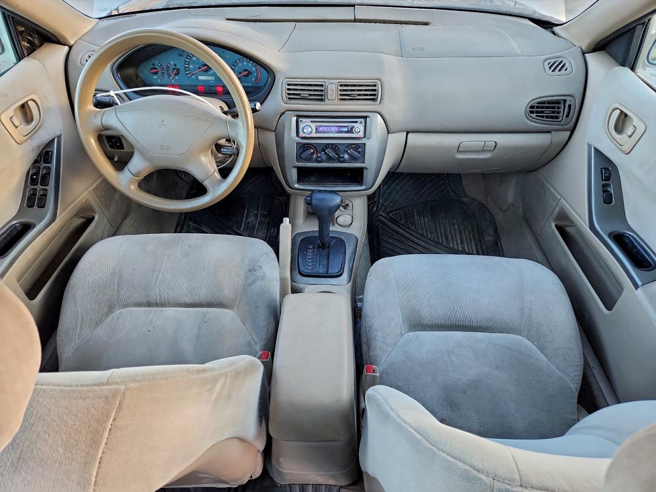 Mitsubishi Galant Es Image 11