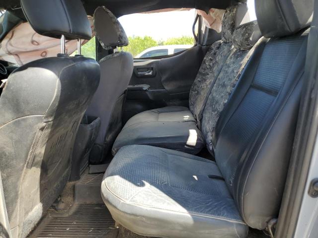 Toyota Tacoma Double Cab Image 8