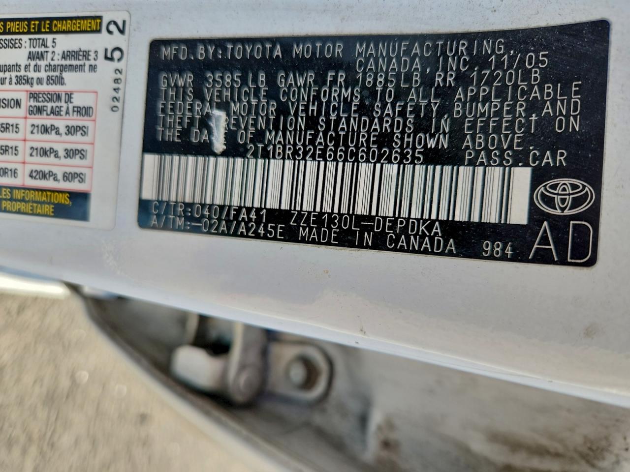 Toyota Corolla Ce Image 8