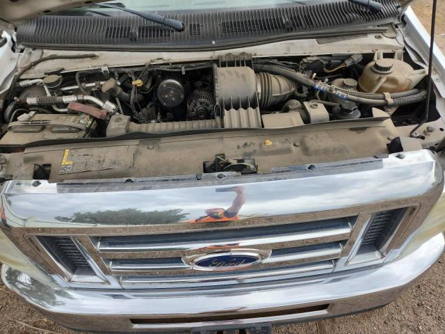 Ford Econoline E350 Super Duty Cutaway Van Image 10