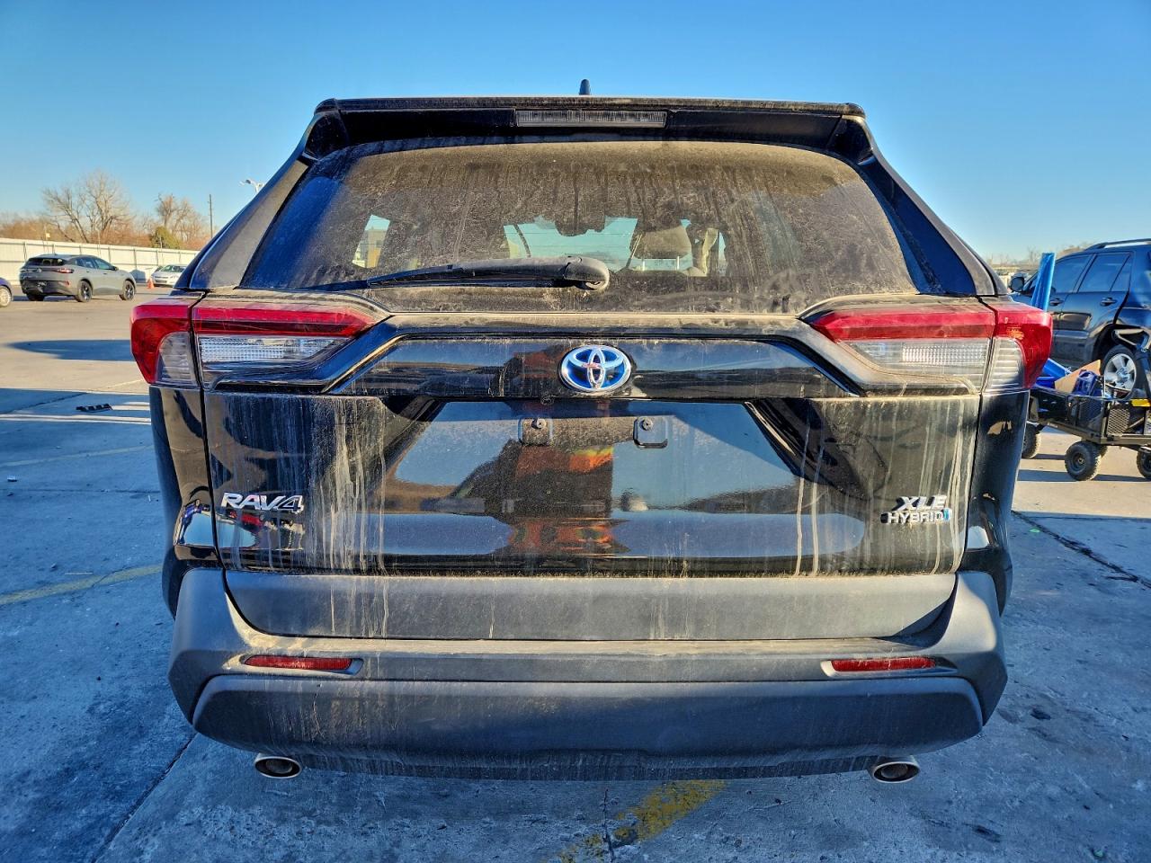 Toyota RAV4 Xle Image 4