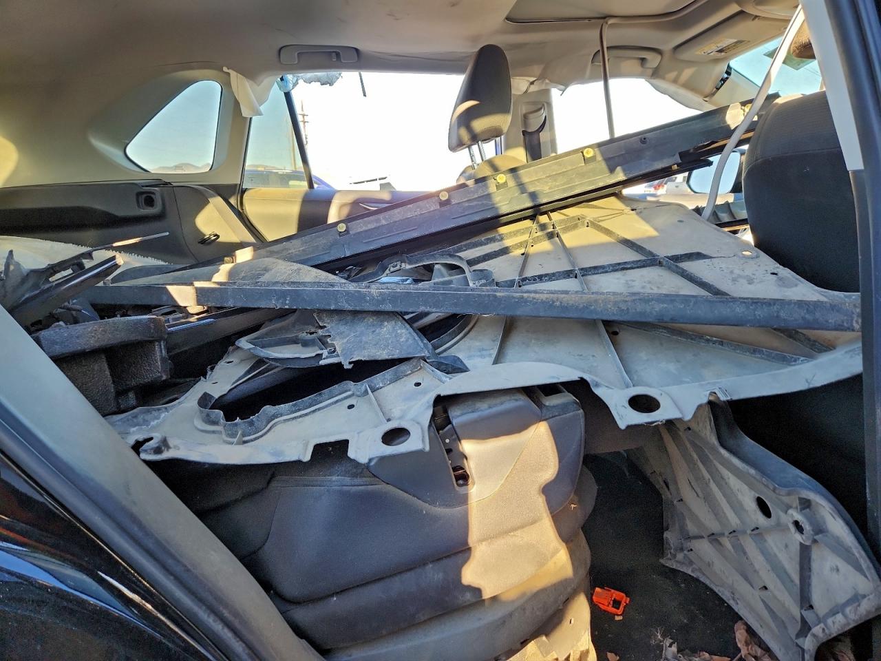 Toyota RAV4 Xle Image 13