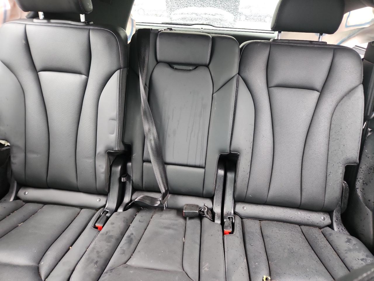 Audi Q7 Premium Plus Image 2