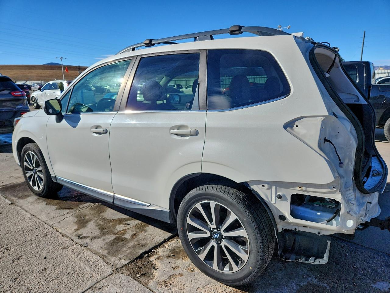 Subaru Forester 2.0xt Touring Image 2