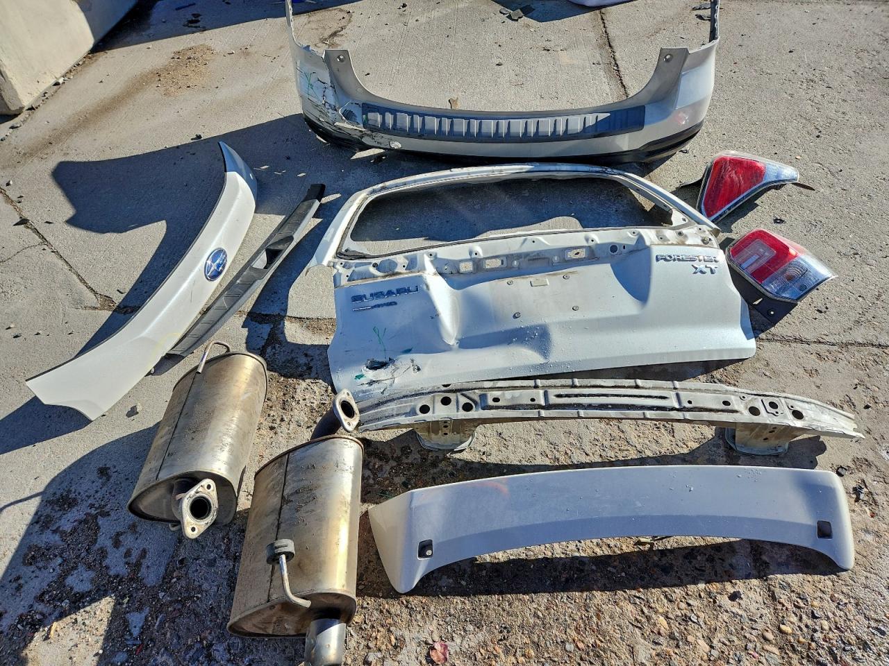 Subaru Forester 2.0xt Touring Image 12