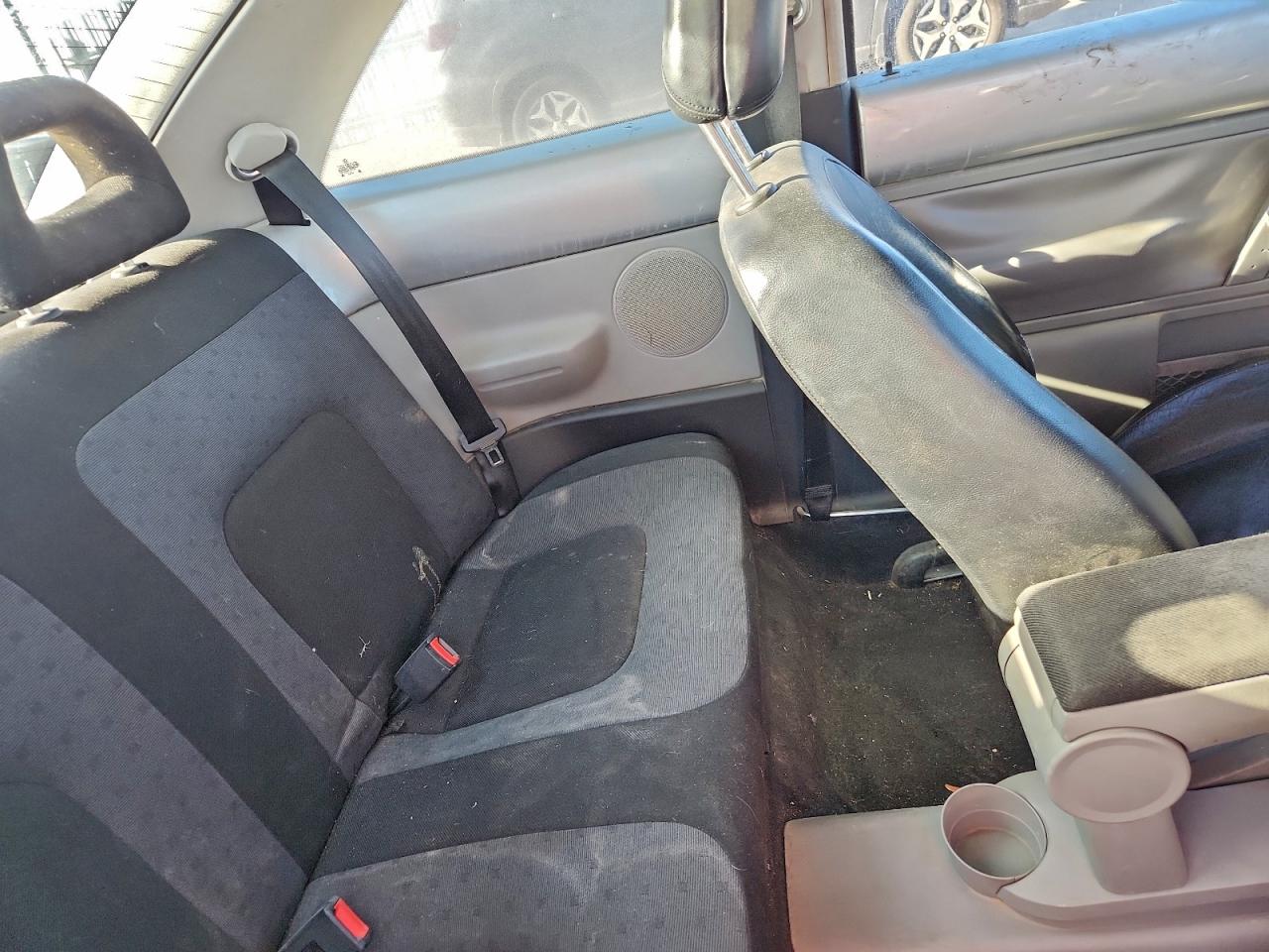 Volkswagen Beetle Gls Image 8