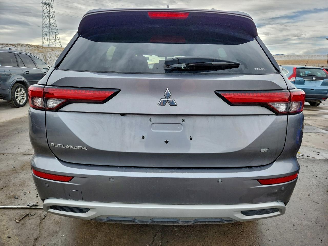 Mitsubishi Outlander Se Image 14