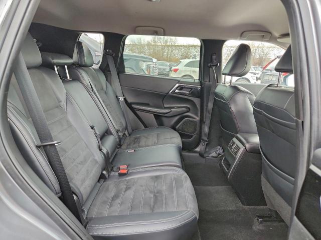 Mitsubishi Outlander Se Image 3