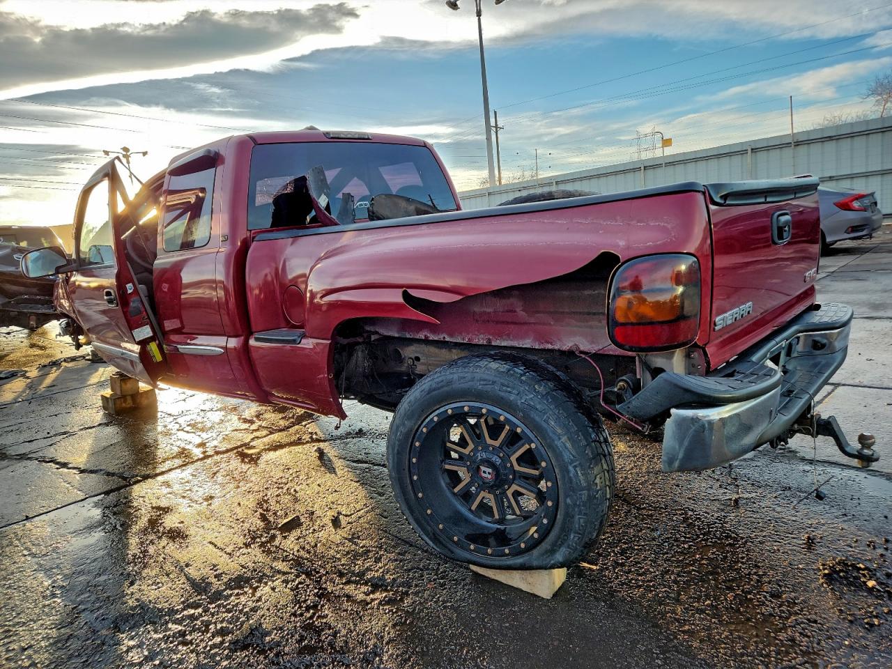 GMC Sierra K1500 Image 12