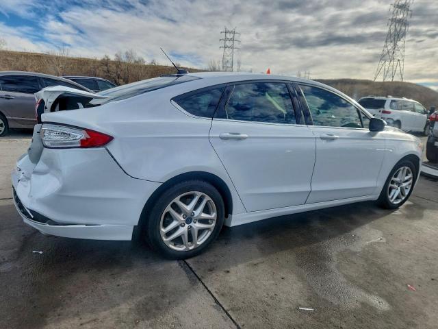 Ford Fusion Se Image 9