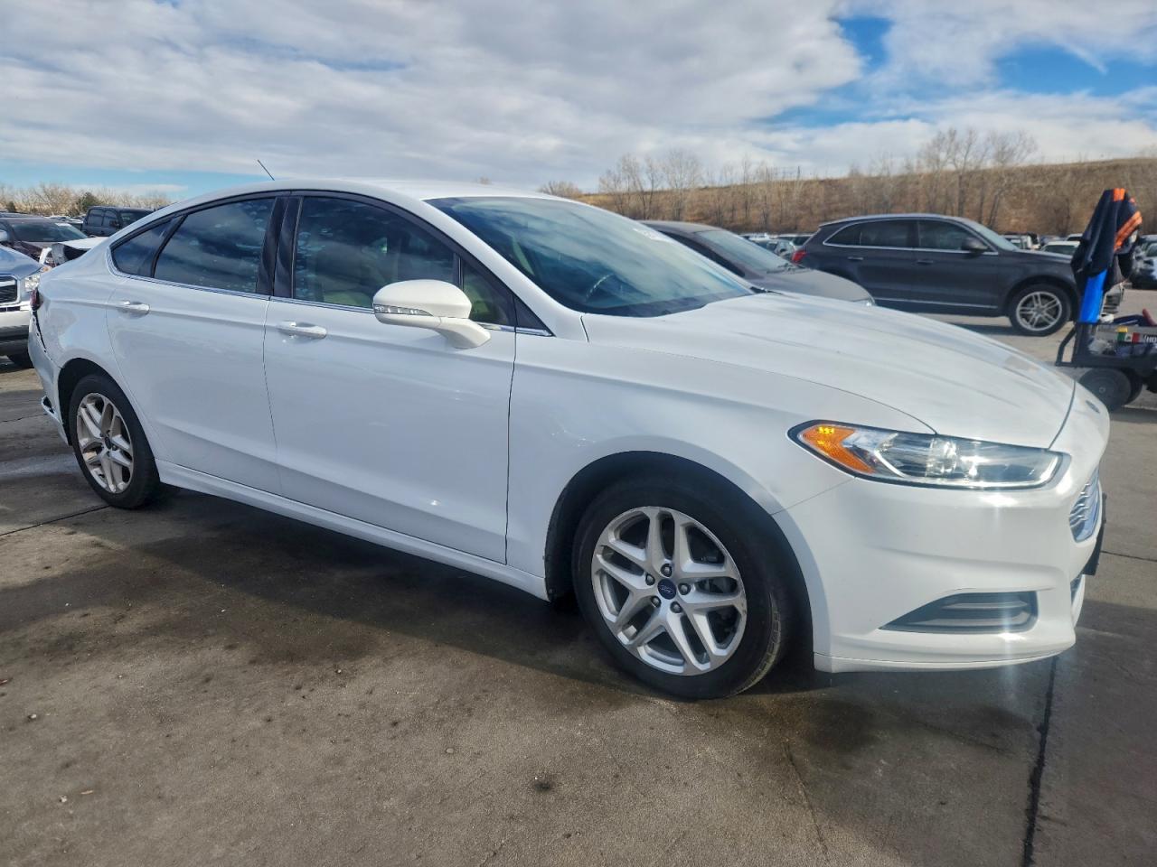 Ford Fusion Se Image 8