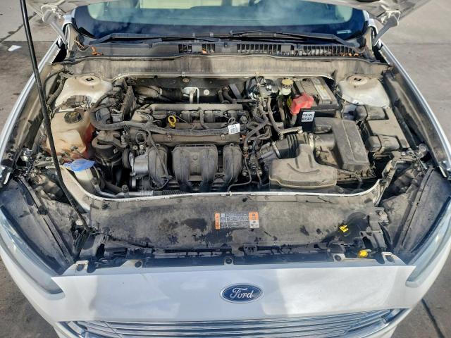 Ford Fusion Se Image 3