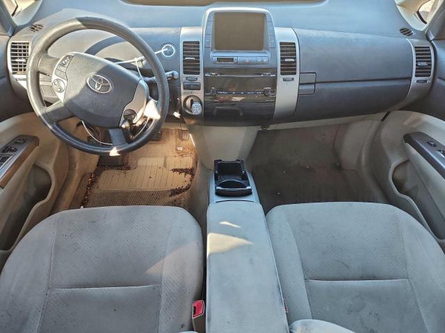 Toyota Prius Image 6