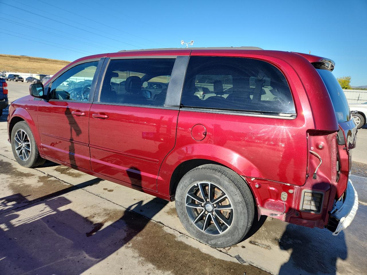 Dodge Caravan Gt Image 2