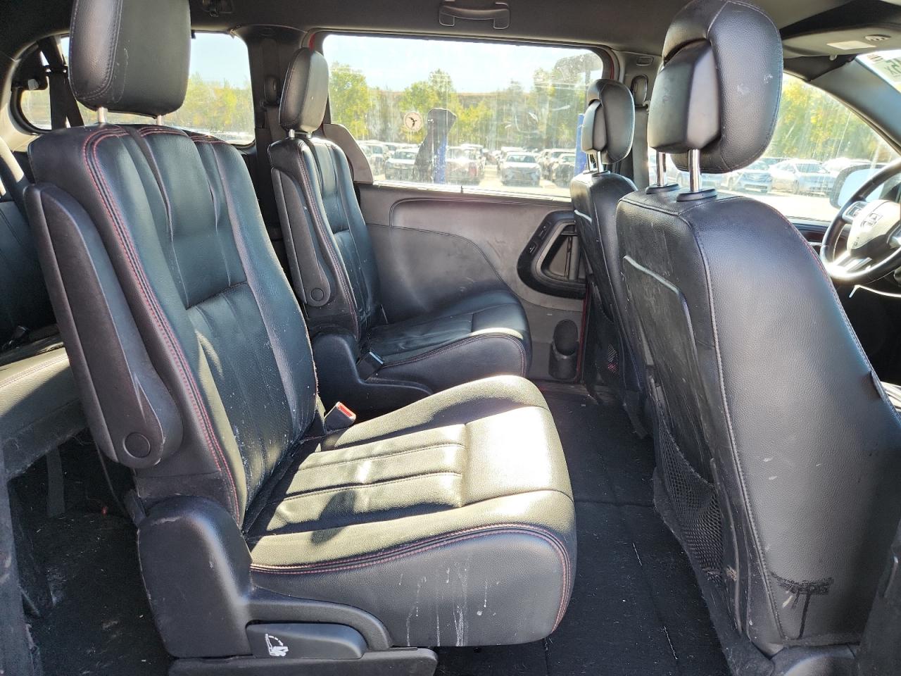 Dodge Caravan Gt Image 10